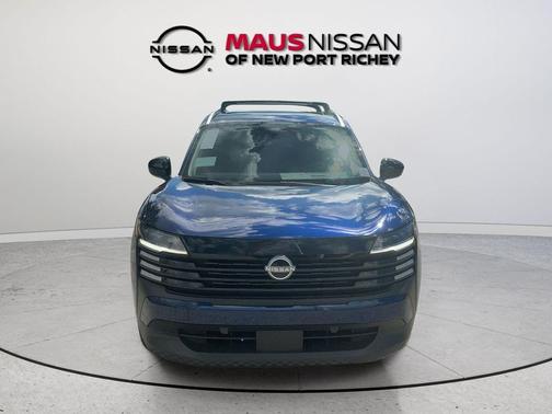 Deep Blue Pearl 2027 Nissan Kicks SV