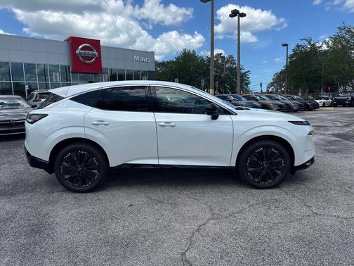 Everest White Pearl Tricoat 2026 Nissan Murano Platinum