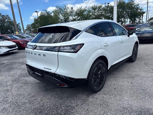 Everest White Pearl Tricoat 2026 Nissan Murano Platinum