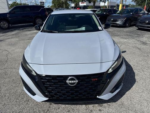 Gray Sky Pearl 2026 Nissan Altima SR FWD
