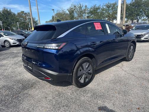 2025 Nissan Murano SL