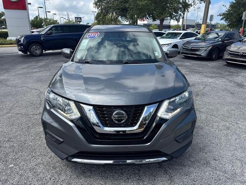 Gun Metallic 2018 Nissan Rogue S