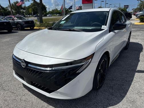 Aspen White Tricoat 2026 Nissan Sentra SR