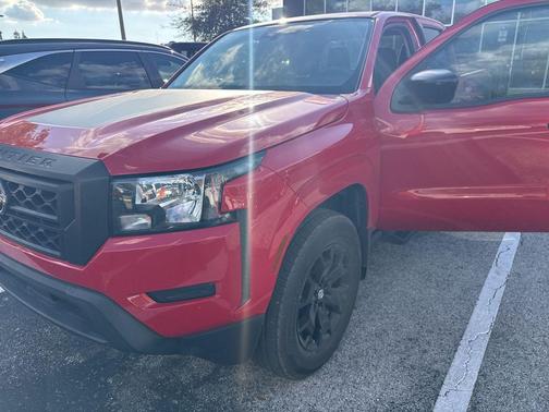 2022 Nissan Frontier S
