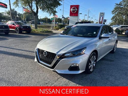 2022 Nissan Altima S FWD