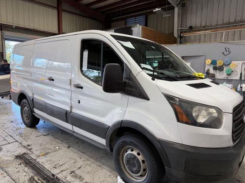 2015 Ford Transit-250 Base