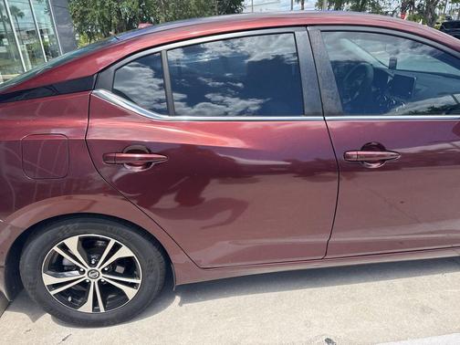 Rosewood Metallic 2020 Nissan Sentra SV