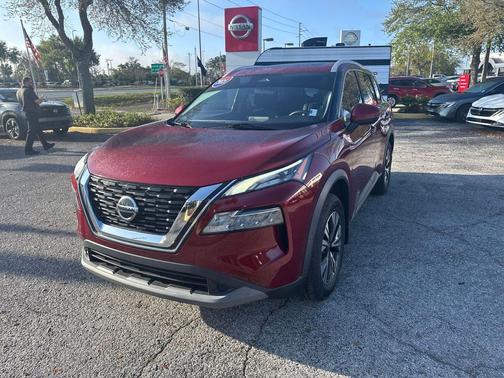 2021 Nissan Rogue SV