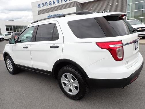 Photo 3 of 42 of 2014 Ford Explorer Base