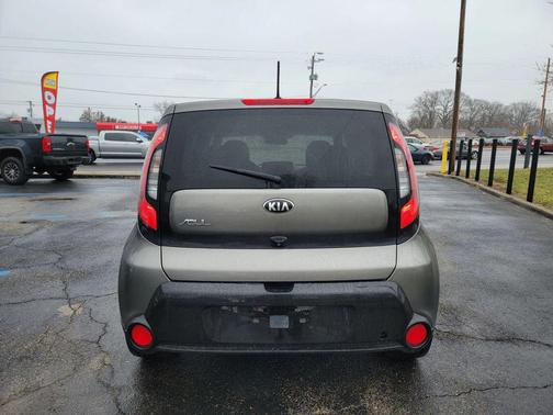 2016 Kia Soul +
