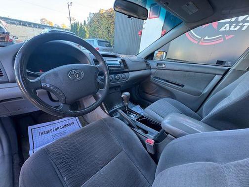 2006 Toyota Camry LE