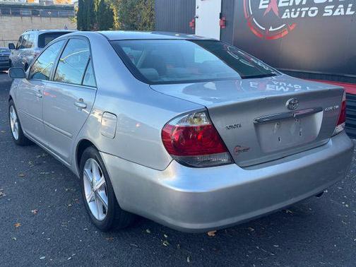 2006 Toyota Camry LE