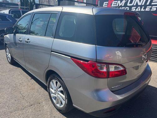 2012 Mazda Mazda5 Sport