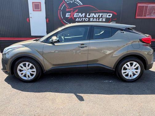 Bronze Oxide 2021 Toyota C-HR LE