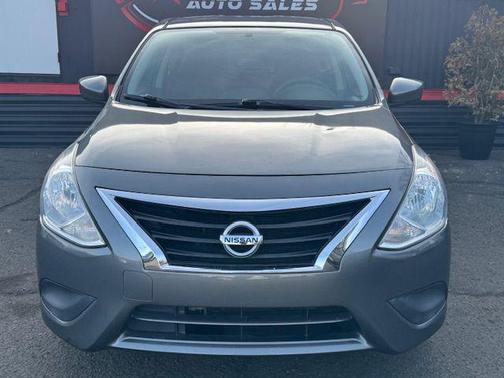 2016 Nissan Versa 1.6 S