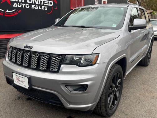 2018 Jeep Grand Cherokee Laredo E
