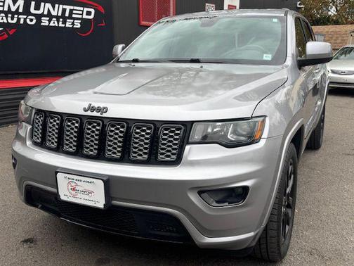 2018 Jeep Grand Cherokee Laredo E