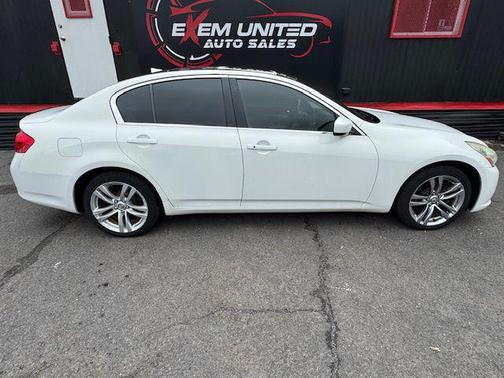 2012 INFINITI G37x Base