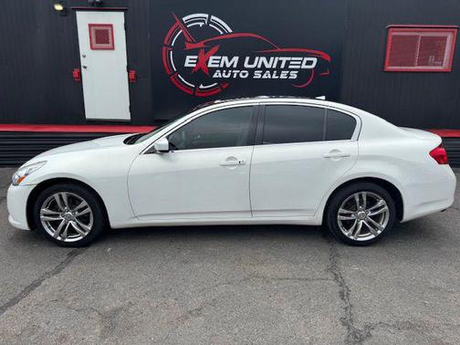 2012 INFINITI G37x Base