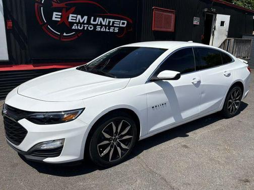 Summit White 2021 Chevrolet Malibu FWD RS