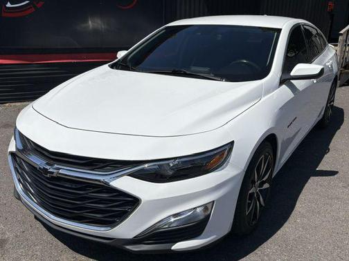 Summit White 2021 Chevrolet Malibu FWD RS