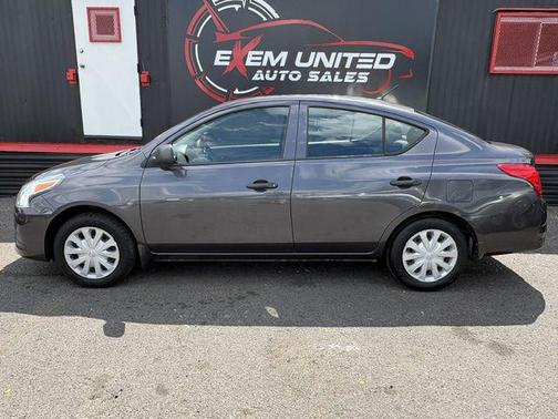 Amethyst Gray 2015 Nissan Versa 1.6 S
