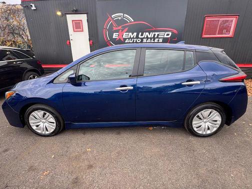 2023 Nissan Leaf S 40 kWh