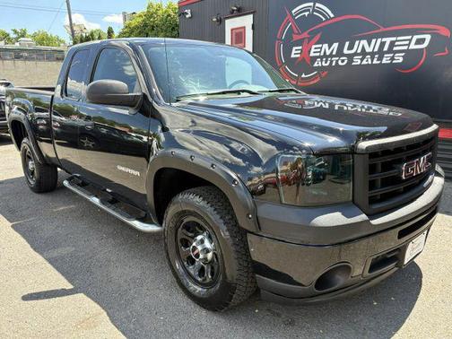 BLK 2013 GMC Sierra 1500 Work Truck