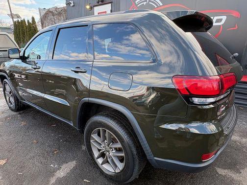 2016 Jeep Grand Cherokee Laredo
