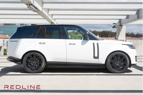 2023 Land Rover Range Rover P530 SE