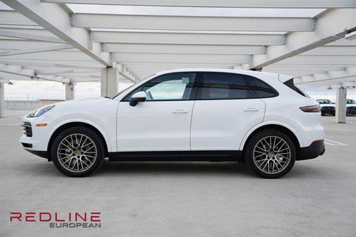 2023 Porsche Cayenne Platinum Edition