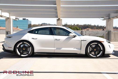 2021 Porsche Taycan Turbo S