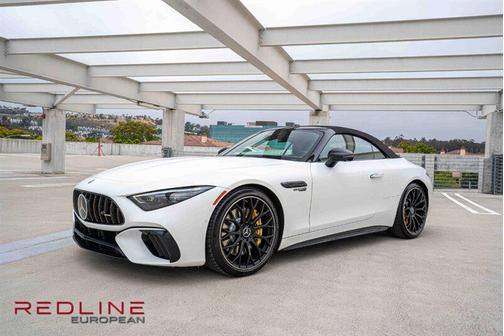 MANUFAKTUR Moonlight White Metallic 2022 Mercedes-Benz AMG SL 63 Base