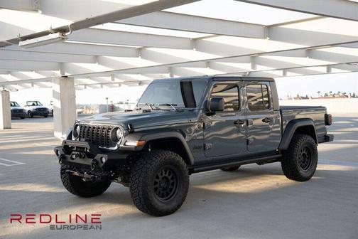 2025 Jeep Gladiator Sport S