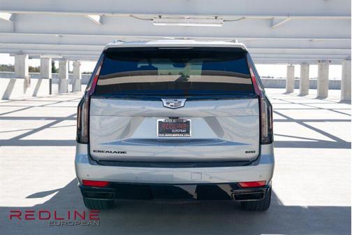 2023 Cadillac Escalade ESV Sport Platinum