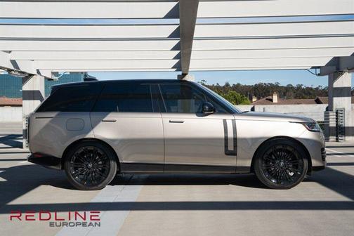 2025 Land Rover Range Rover P400 SE