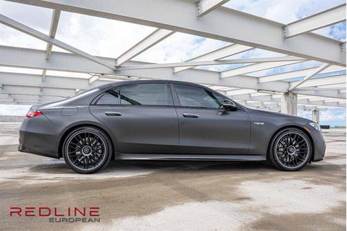 Graphite Grey Metallic 2025 Mercedes-Benz AMG S 63 E AMG S 63 E Performance