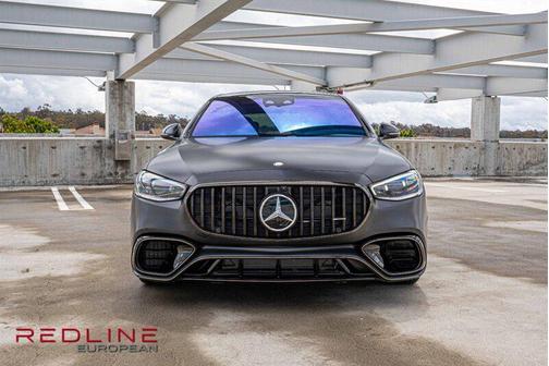 Graphite Grey Metallic 2025 Mercedes-Benz AMG S 63 E AMG S 63 E Performance