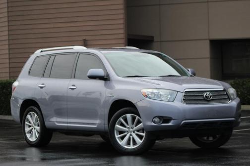 Silver 2010 Toyota Highlander Hybrid Limited