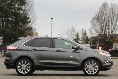 Gray 2017 Ford Edge Titanium