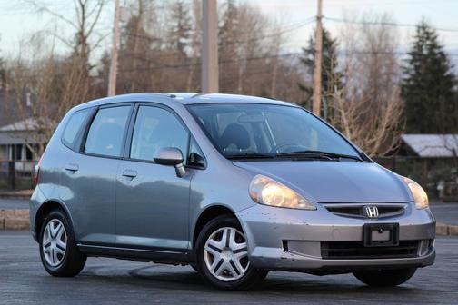 Gray 2008 Honda Fit