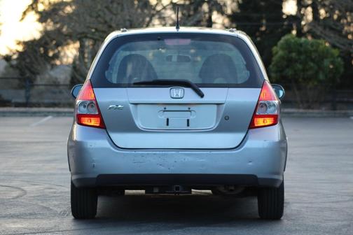 Gray 2008 Honda Fit