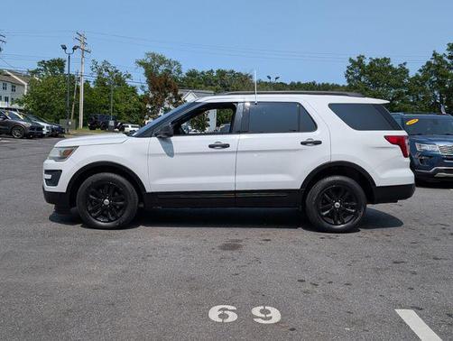 2016 Ford Explorer Base
