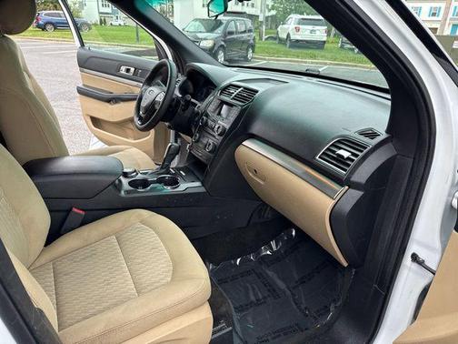 2016 Ford Explorer Base