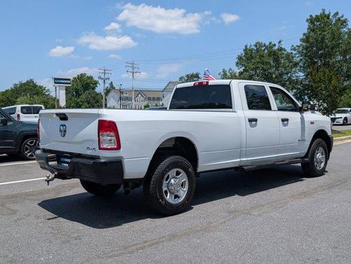 2020 RAM 2500 Tradesman Crew Cab 4X4 8' Box