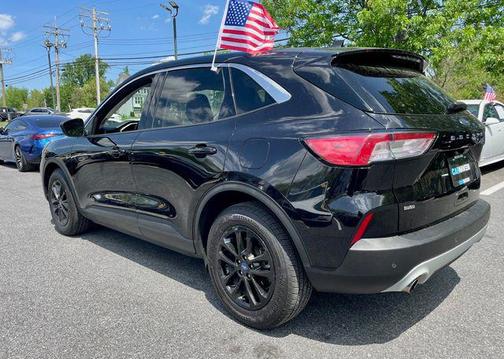 2021 Ford Escape SE