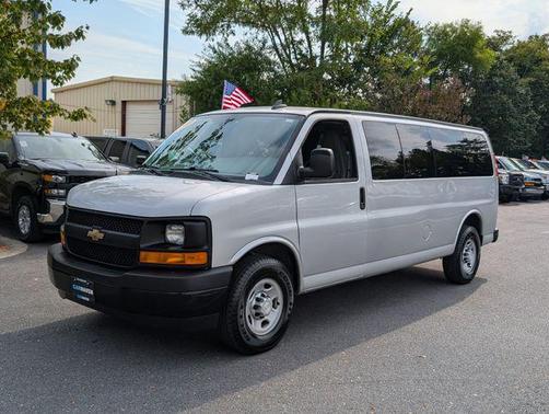 2017 Chevrolet Express 3500 LS