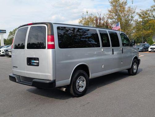 2017 Chevrolet Express 3500 LS
