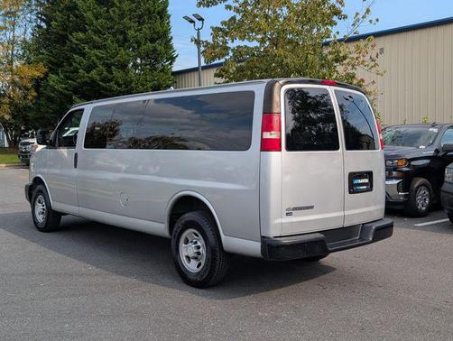 2017 Chevrolet Express 3500 LS