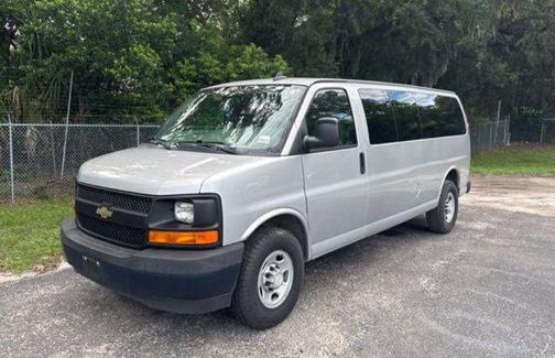 2017 Chevrolet Express 3500 LS